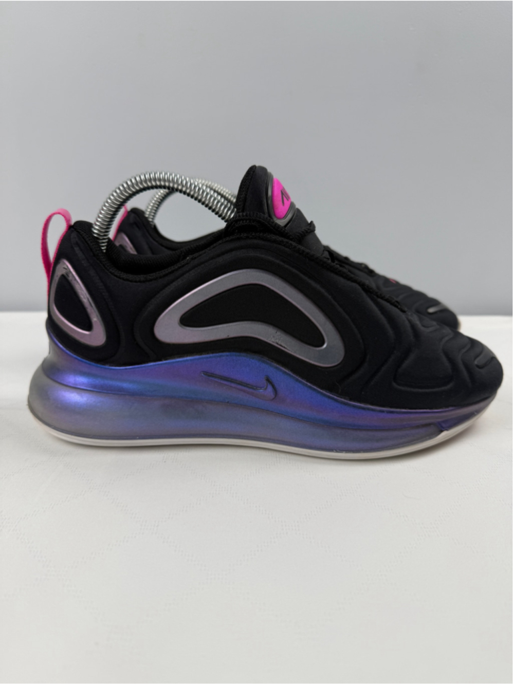 Nike Air Max 720 Black Pink Athletic Running Shoes Women Size 8